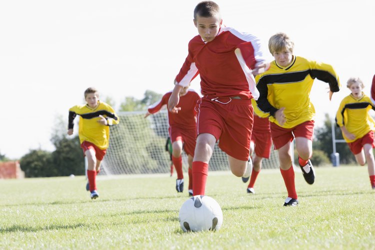 Los deportes como el fútbol fomentan la autoestima.