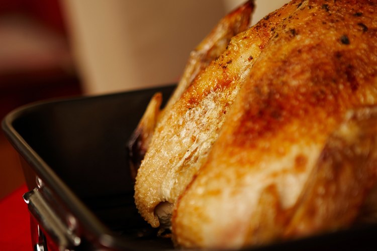 Se supone que un pavo debe ser grande para la cena.