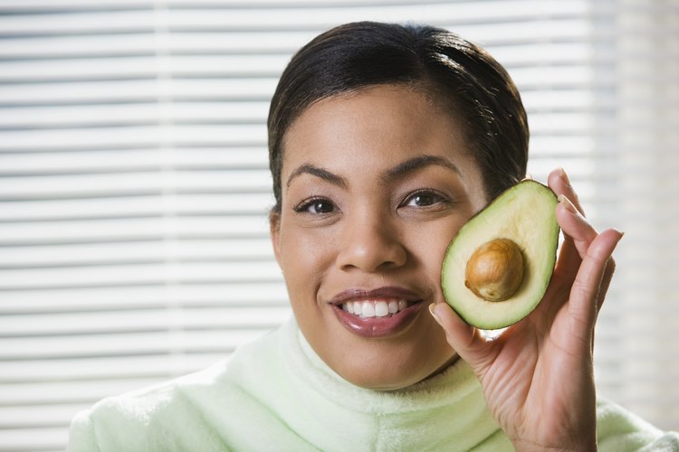 Es posible cultivar un árbol de aguacate a partir de una semilla, pero lleva un poco de tiempo.