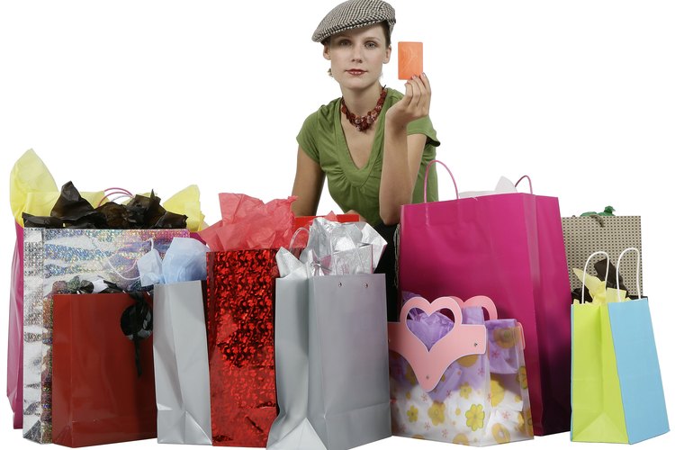 Muchas empresas crean departamentos que se centran en el servicio al cliente y mercadeo para mejorar la satisfacción de los clientes.