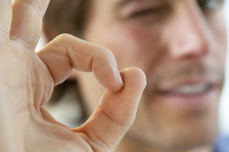 Se sensible a los efectos de la comunicación no verbal en los demás.