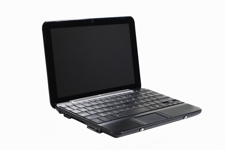 La netbook da la posibilidad de llevarla a todos lados sin que pese demasiado en la cartera o el maletín.