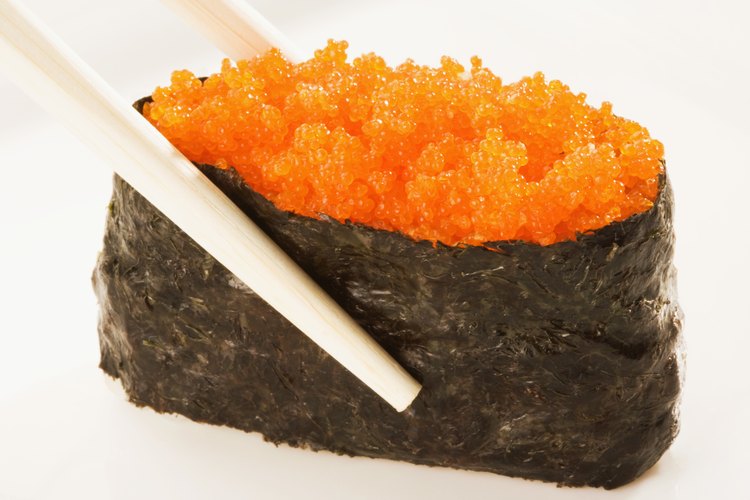 El tobiko es una de las variedades más populares de hueva de pescado.
