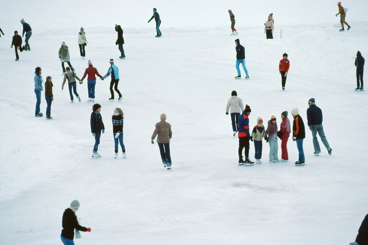 El Boston Commons Frog Pond es una importante pista tradicional al aire libre que se inició en le 1700.