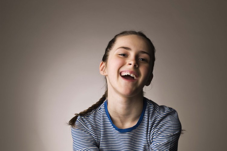 Pocos chicos adolescentes comprenden la psicología de las niñas.