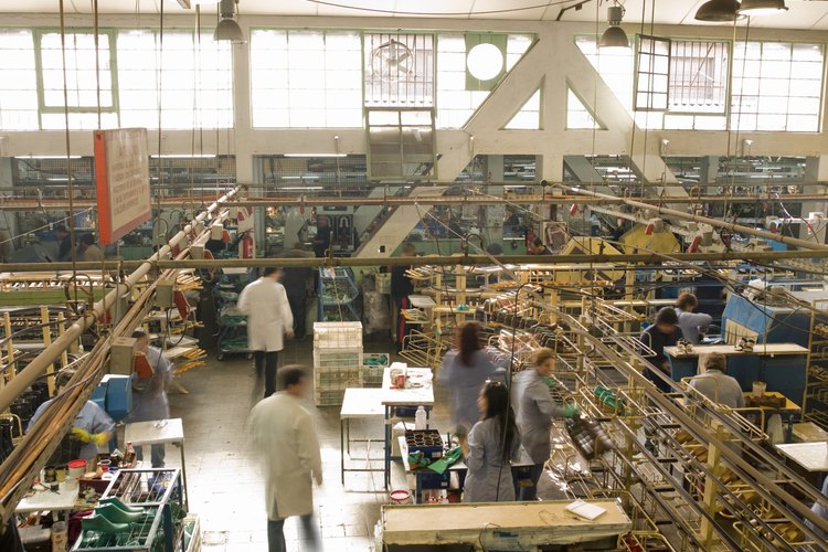 La rentabilidad en una compañía depende de la habilidad de la dirección de distribuir los costos de producción y los precios competitivos de sus productos y servicios.