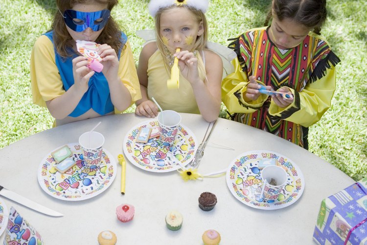 Haz especial una fiesta de cumpleaños de niño con decoraciones con globos.