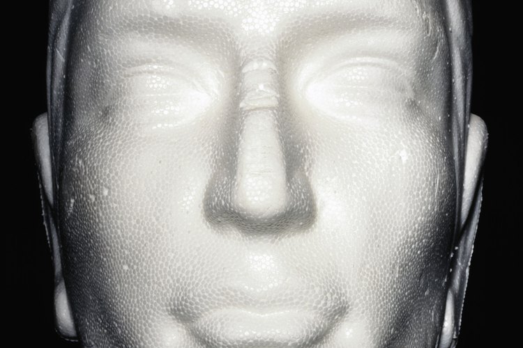 No te preocupes si rompes tu estatua de yeso favorita accidentalmente.