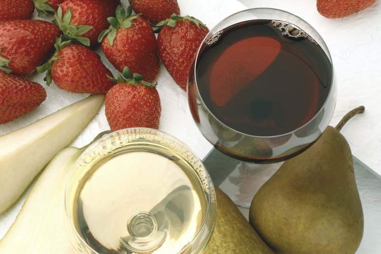 Las fresas agregan un dulzor afrutado al vino.