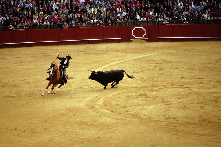 Las corridas de toros forman parte de las fiestas mayores.