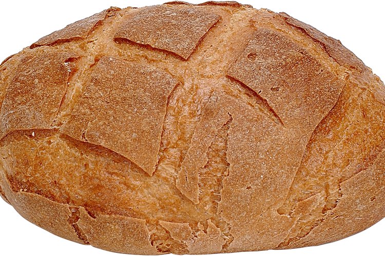 La levadura hace que el pan crezca y sea esponjoso.