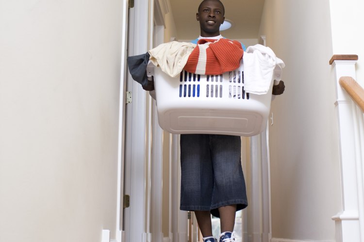 Las medidas básicas que deben tener las pisadas aseguran el uso seguro de la escalera.