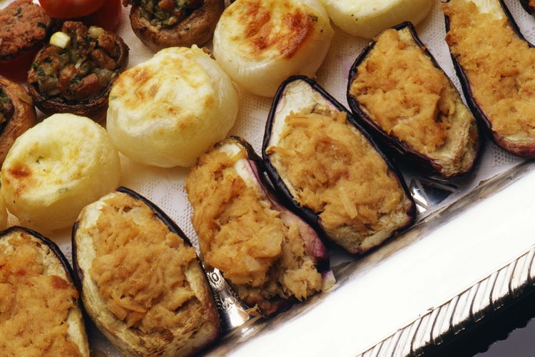 Una variedad de aperitivos.