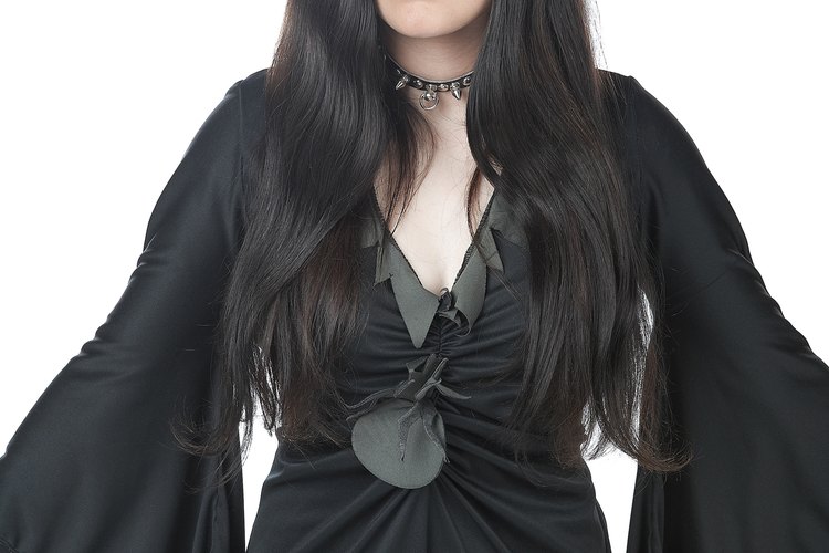 Haz una fiesta de noche de brujas divertida para adultos.