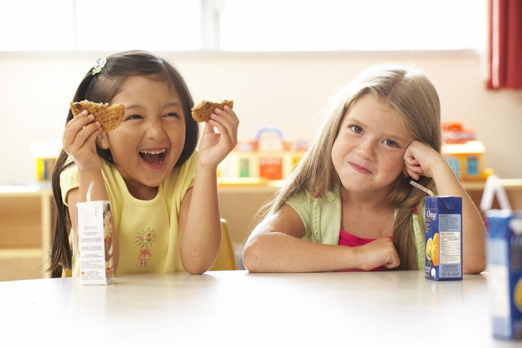 Hora de la comida para los niños.