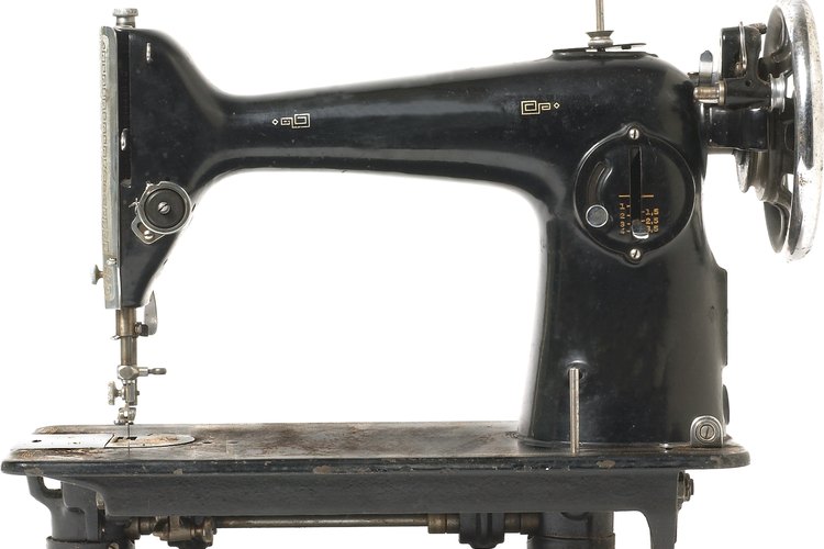 Algunas telas son demasiado delicadas para trabajarlas con una máquina de coser.
