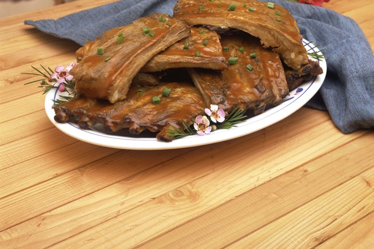 ¿Cómo cocinar piel de cerdo crujiente de la manera tradicional?