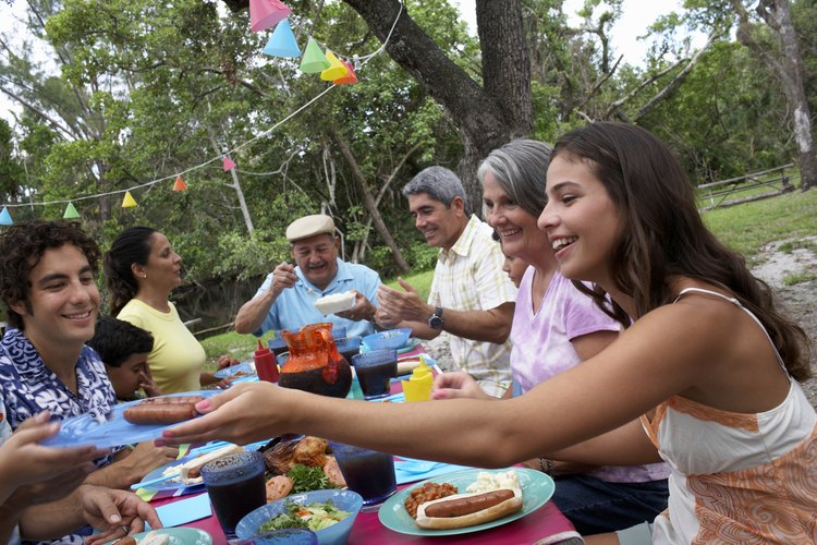 Disfruta más de tus reuniones familiares con juegos.