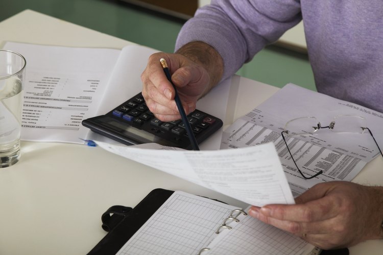 Completa la FAFSA con tu hijo para ayudar a responder cualquier pregunta.