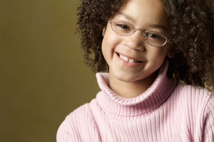 Tu hijo puede ser consciente de sí mismo incluso con los lentes más lindos.