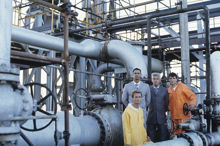 Salarios de ingenieros de petróleos.