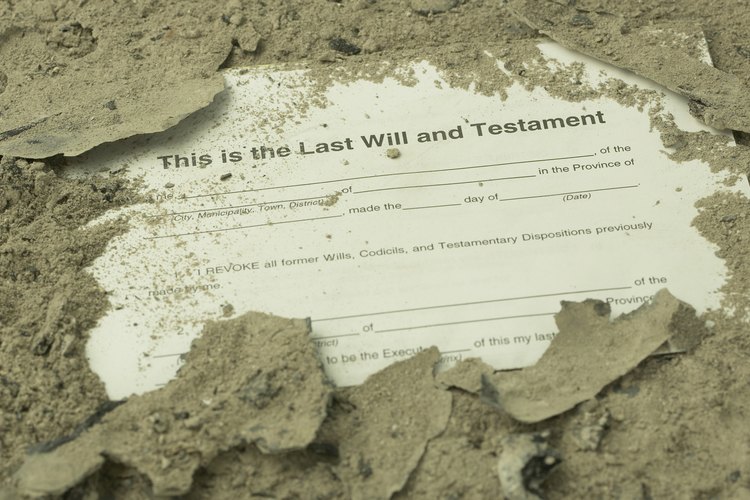 La ley civil de testamentos, fideicomisos y bienes se encarga de los derechos de propiedad.