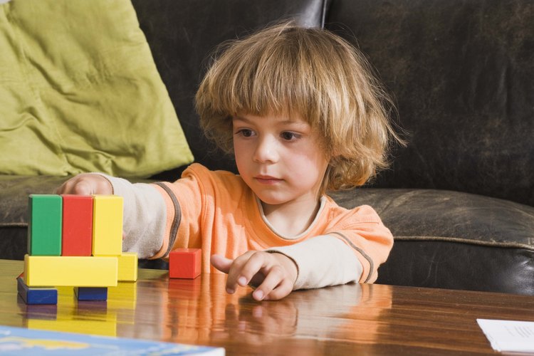 Cada niño se desarrolla, tanto física como emocionalmente, en diferentes etapas.