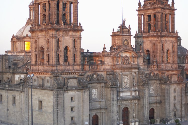 Catedral de la Ciudad de México en el Zócalo.