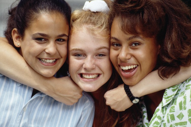 Las chicas adolescentes necesitan que los adultos sean abiertos y honestos con ellas sobre los chicos.