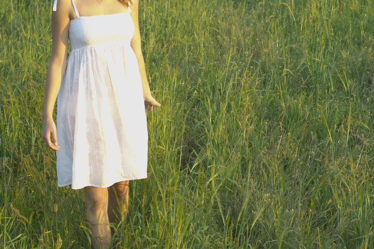 Un vestido básico puede convertirse en un elemento básico del armario.