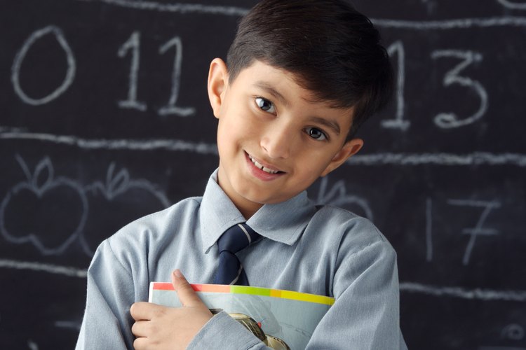 Muchos colegios y universidades negarán la aceptación si tu hijo no tiene un registro de vacunas al día.