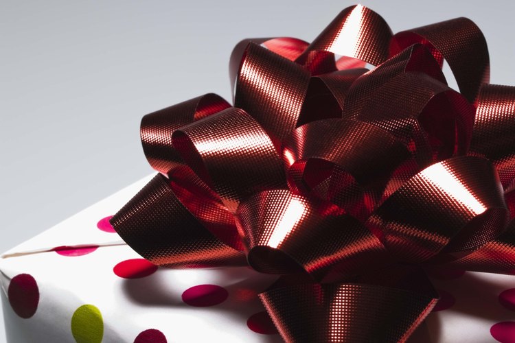 Los regalos personalizados son una manera para mostrar tu amor y aprecio.