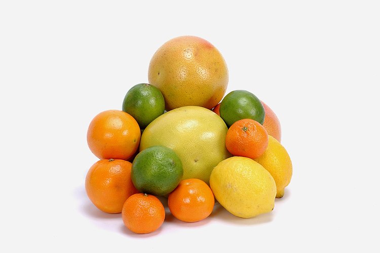 Frutas ácidas o cítricos.