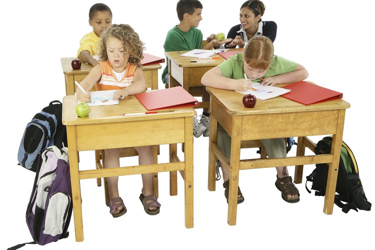 Un estudio reciente, realizado por el Laboratorio de Desarrollo Educativo del Suroeste en 2002, analizó varias piezas diferentes de la investigación existente sobre participación de los padres en la educación.