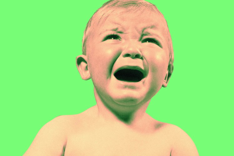 Algunos bebés se sienten muy molestos cuando son abordados por una nueva persona.