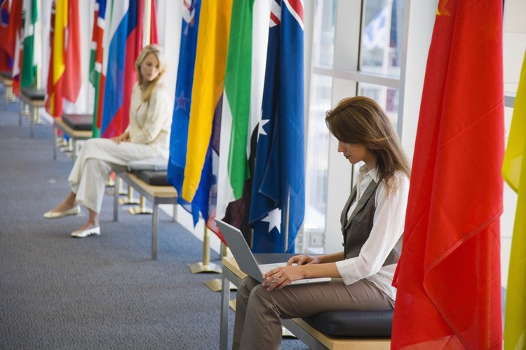 La globalización produce la necesidad de manejar más de un idioma.