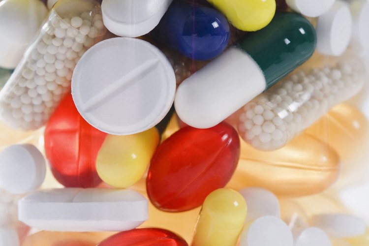 Muchos tipos de drogas ilícitas y de prescripción médica pueden tentar a los jóvenes.