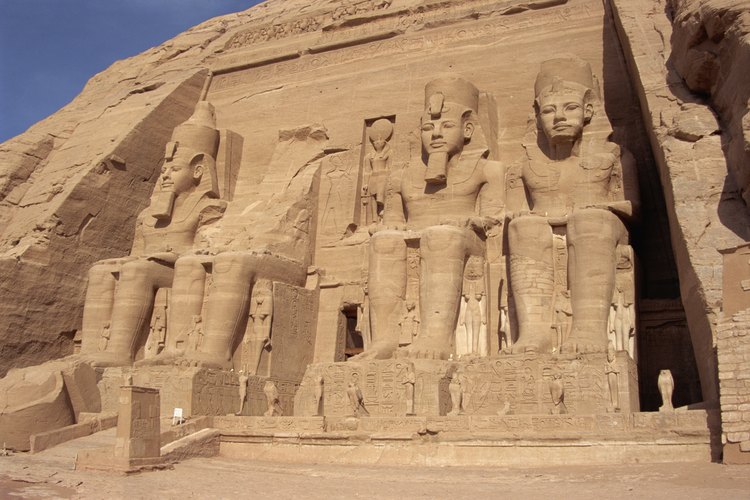 La mujer del antiguo Egipto tenía más derechos que el resto de las mujeres de otras sociedades.