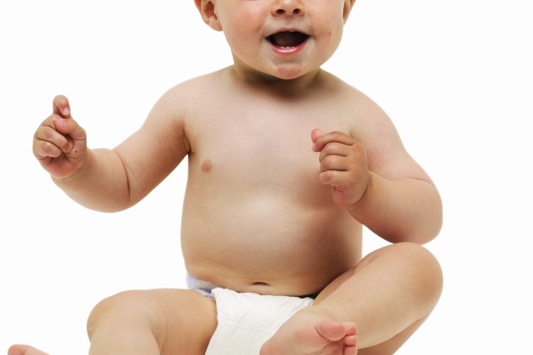 Un niño de 1 año de edad, es en general muy bueno para escuchar a las señales de su cuerpo.