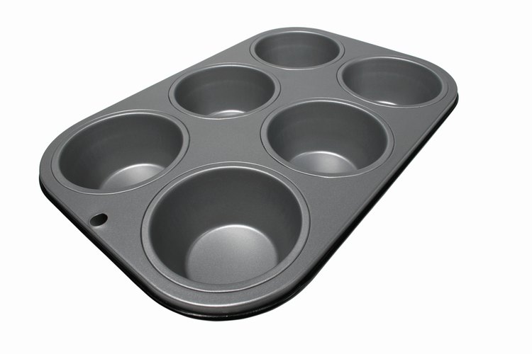 Puedes sustituir los capcillos engrasando un molde para muffins antiadherente.