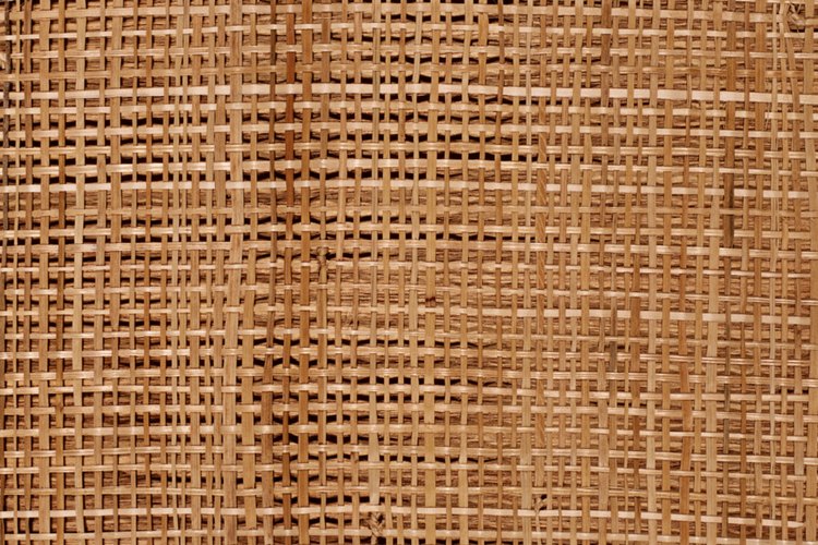 Las telas tejidas neutrales le dan un elemento natural a cualquier habitación.