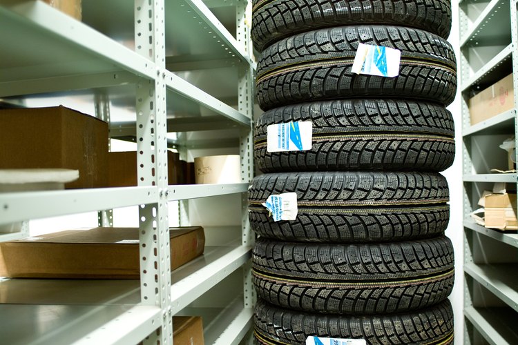 Neumáticos de autos.