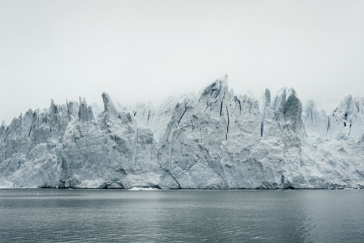 Las capas de hielo polar se derriten debido al calentamiento global.