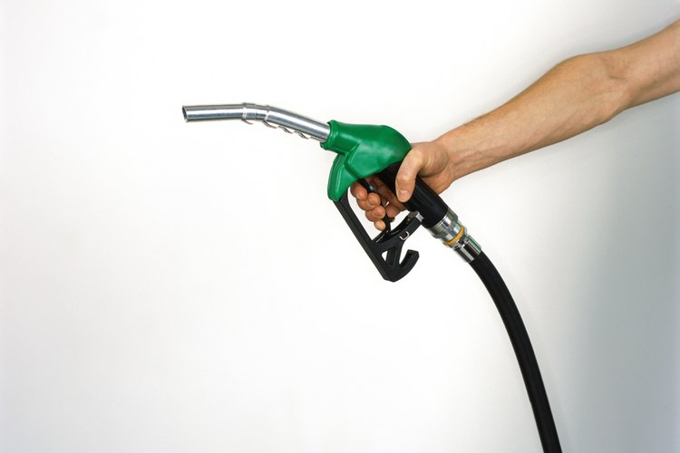 Quita el olor a gasolina de la ropa.