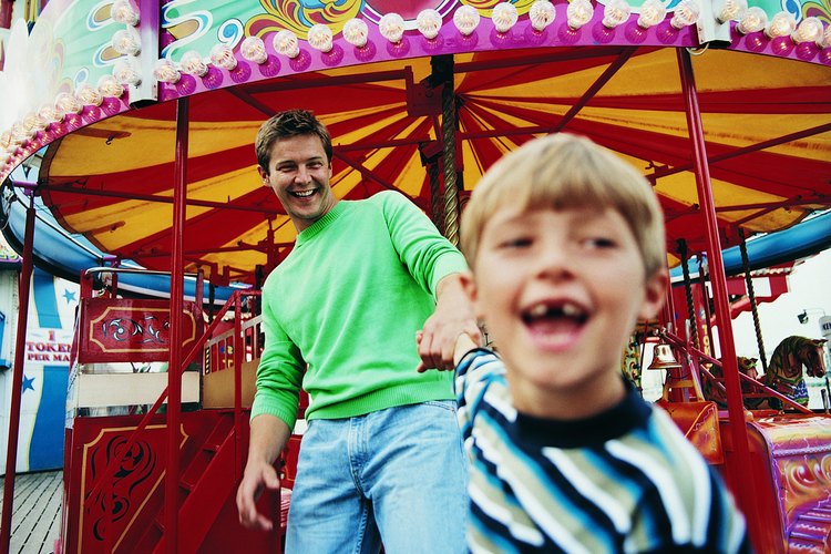 Tu hijo tiene que obedecer tus instrucciones, especialmente en público.