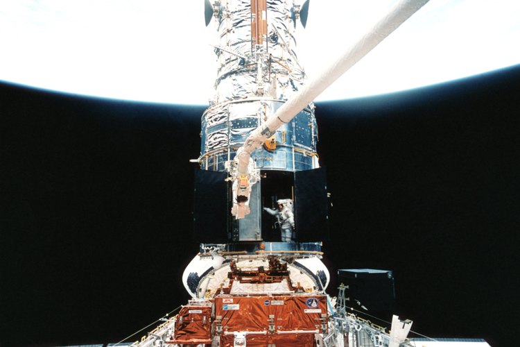 "Conviértete en astronauta... justo después de tu siesta"