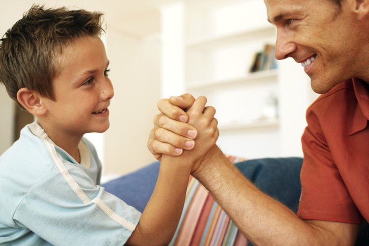 Enséñale a tu hijo que la mansedumbre puede ser la fuerza.