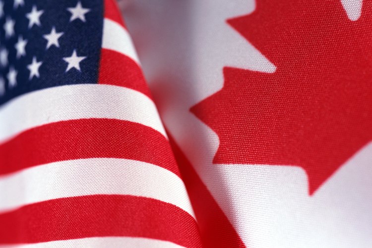 Banderas de Estados Unidos y Canadá.