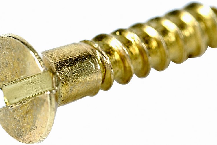 El mango de un tornillo es la zona sin rosca justo debajo de la cabeza.