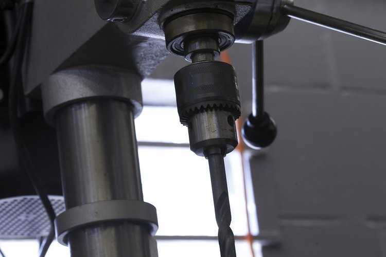 La clave del éxito en la conversión es programar la velocidad del motor en la RPM correcta para madera.